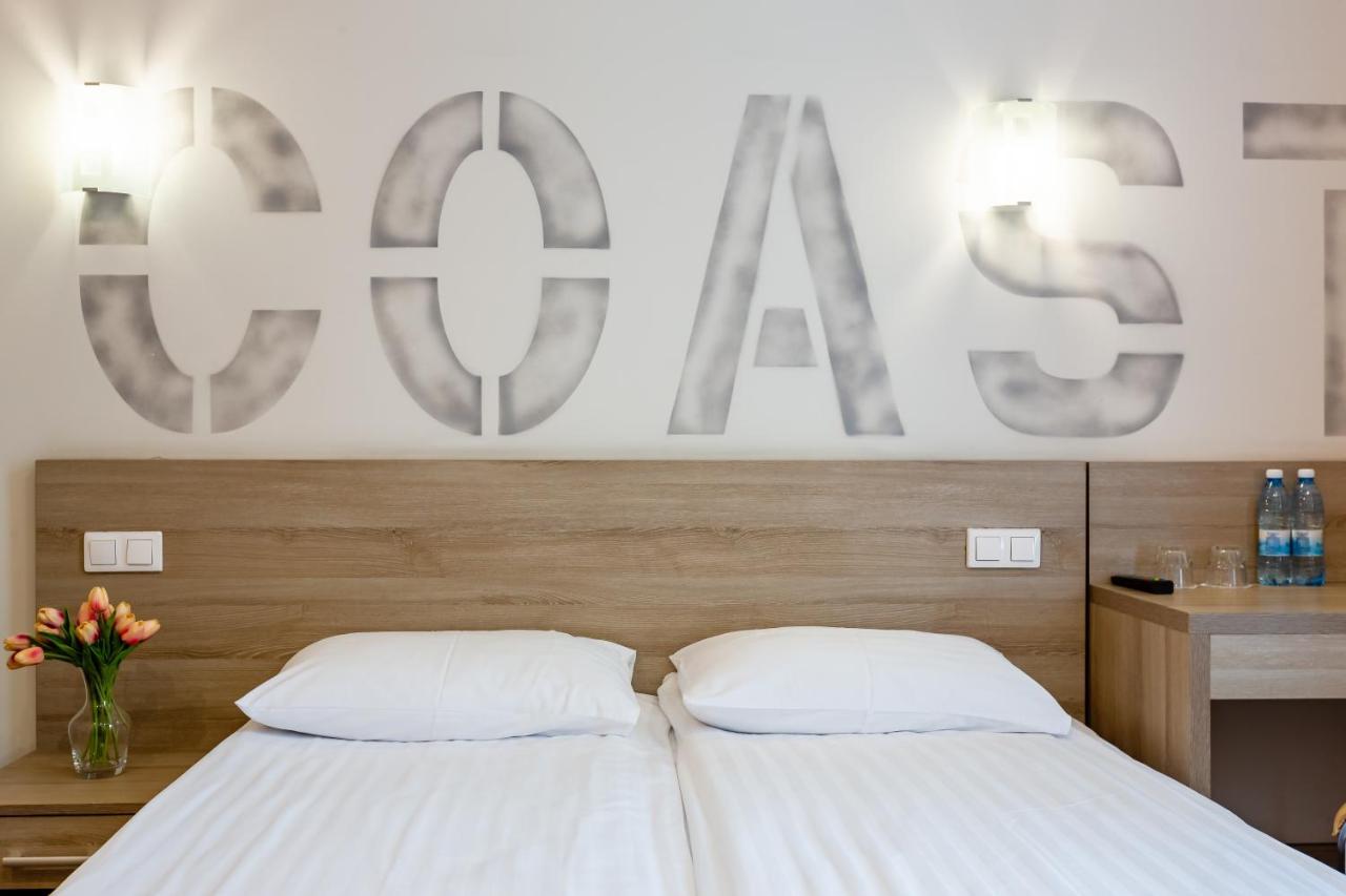 Practicotel Kiev Bagian luar foto