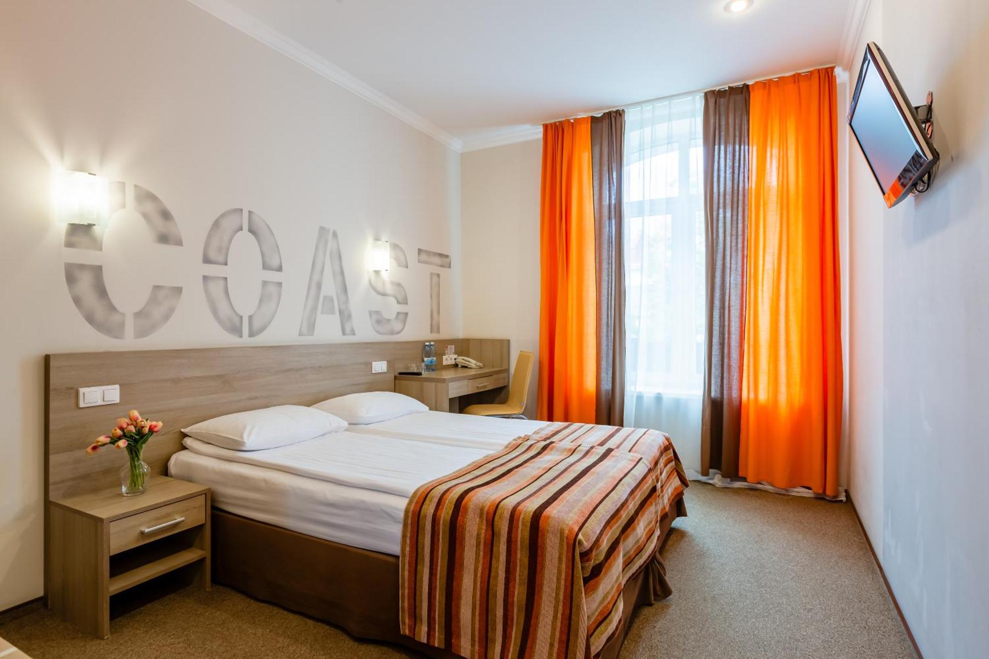 Practicotel Kiev Bagian luar foto
